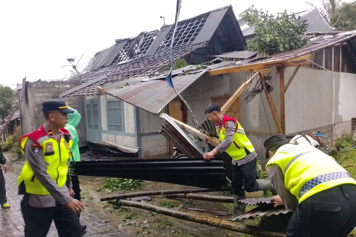 Rumah Rusak Akibat Puting Beliung di Wonosobo Bertambah Jadi 34 Unit